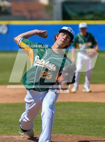 Thumbnail 3 in Steele Canyon vs. Patrick Henry photogallery.