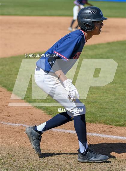 Thumbnail 2 in Steele Canyon vs. Patrick Henry photogallery.