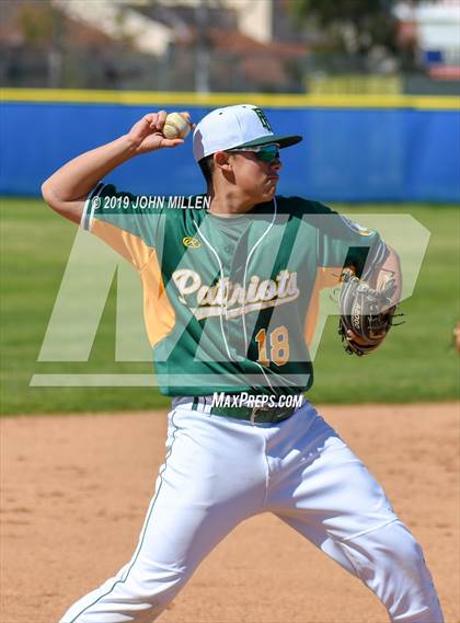 Thumbnail 1 in Steele Canyon vs. Patrick Henry photogallery.