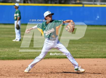 Thumbnail 2 in Steele Canyon vs. Patrick Henry photogallery.
