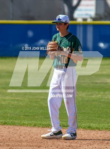 Thumbnail 3 in Steele Canyon vs. Patrick Henry photogallery.