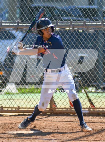 Thumbnail 2 in Steele Canyon vs. Patrick Henry photogallery.