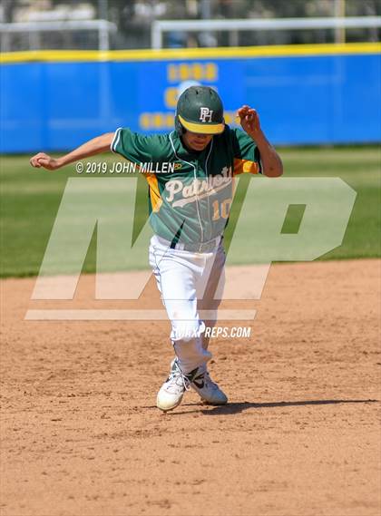 Thumbnail 2 in Steele Canyon vs. Patrick Henry photogallery.
