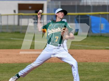 Thumbnail 2 in Steele Canyon vs. Patrick Henry photogallery.