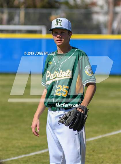 Thumbnail 2 in Steele Canyon vs. Patrick Henry photogallery.
