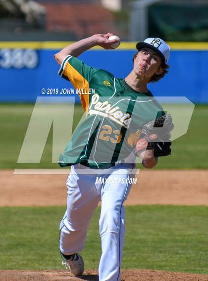 Thumbnail 3 in Steele Canyon vs. Patrick Henry photogallery.