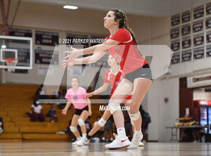 Thumbnail 3 in John Curtis Christian @ De La Salle (JV) photogallery.