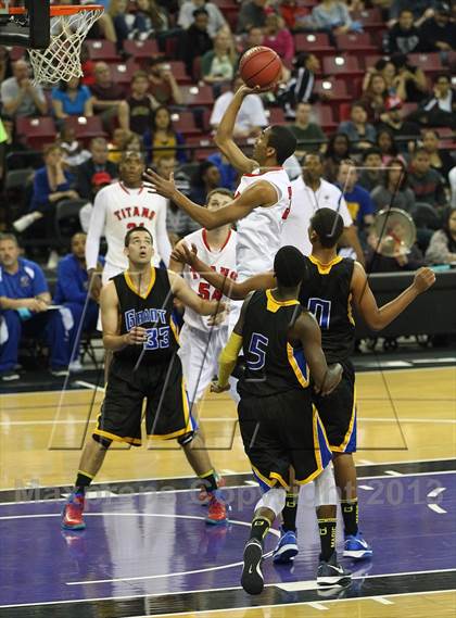 Thumbnail 2 in Grant vs. Antelope (CIF SJS D2 Final) photogallery.