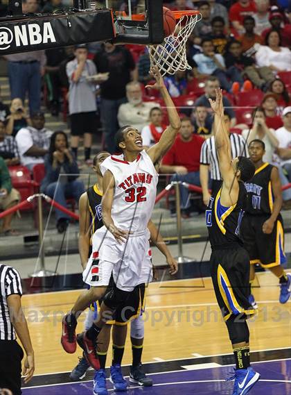 Thumbnail 2 in Grant vs. Antelope (CIF SJS D2 Final) photogallery.