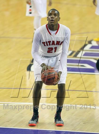 Thumbnail 2 in Grant vs. Antelope (CIF SJS D2 Final) photogallery.