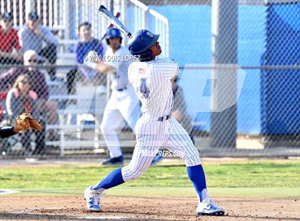 Thumbnail 1 in Charter Oak @ San Dimas photogallery.