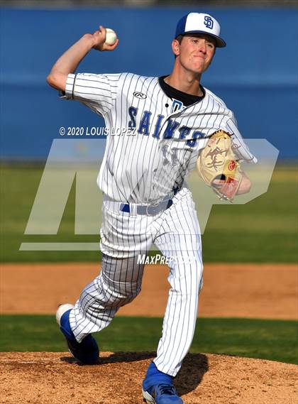 Thumbnail 1 in Charter Oak @ San Dimas photogallery.