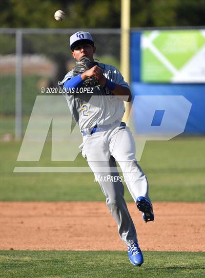 Thumbnail 1 in Charter Oak @ San Dimas photogallery.