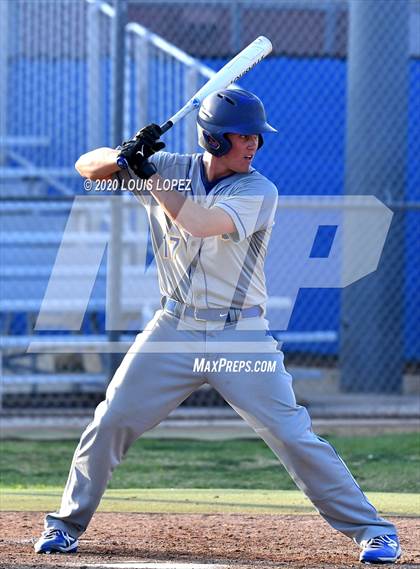 Thumbnail 1 in Charter Oak @ San Dimas photogallery.