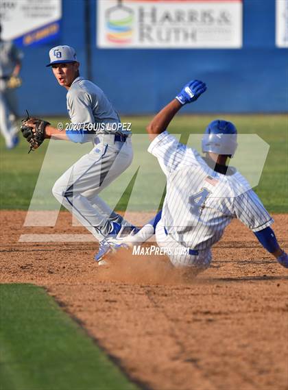 Thumbnail 3 in Charter Oak @ San Dimas photogallery.