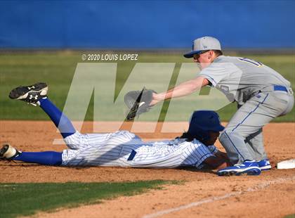 Thumbnail 1 in Charter Oak @ San Dimas photogallery.