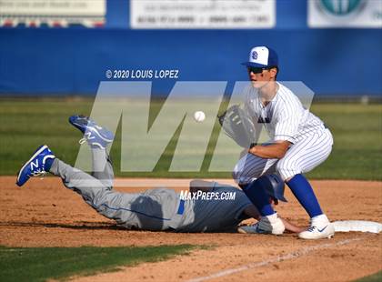 Thumbnail 1 in Charter Oak @ San Dimas photogallery.