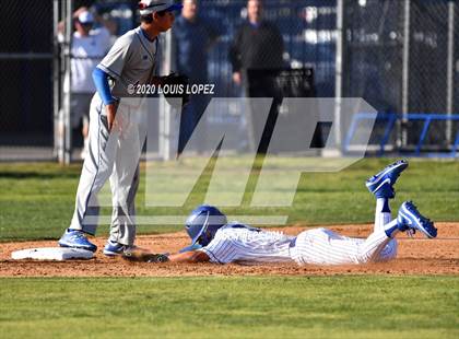 Thumbnail 1 in Charter Oak @ San Dimas photogallery.