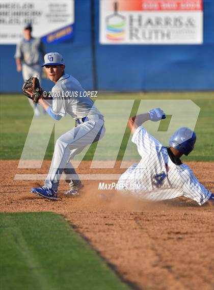Thumbnail 2 in Charter Oak @ San Dimas photogallery.