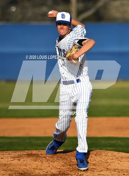 Thumbnail 3 in Charter Oak @ San Dimas photogallery.