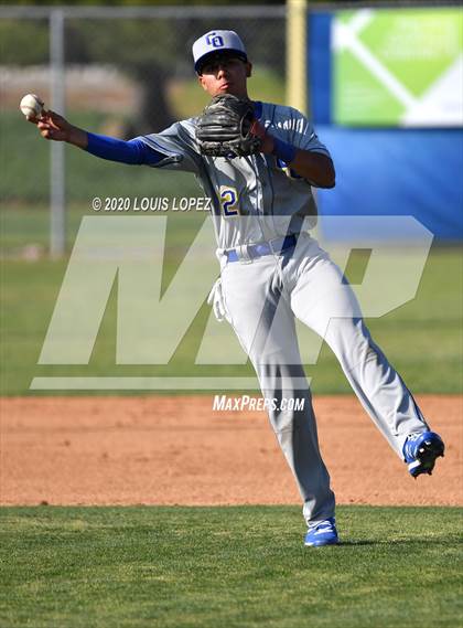 Thumbnail 3 in Charter Oak @ San Dimas photogallery.