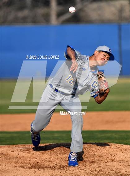Thumbnail 1 in Charter Oak @ San Dimas photogallery.