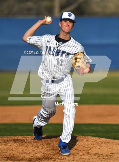Thumbnail 1 in Charter Oak @ San Dimas photogallery.