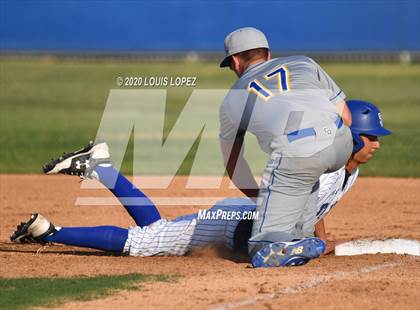 Thumbnail 1 in Charter Oak @ San Dimas photogallery.