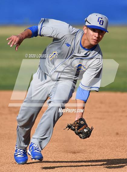 Thumbnail 1 in Charter Oak @ San Dimas photogallery.