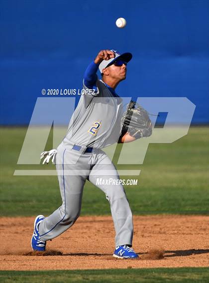 Thumbnail 1 in Charter Oak @ San Dimas photogallery.