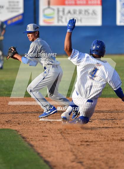 Thumbnail 2 in Charter Oak @ San Dimas photogallery.