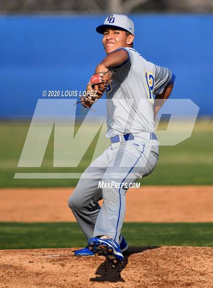 Thumbnail 1 in Charter Oak @ San Dimas photogallery.