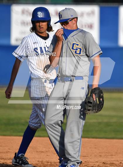 Thumbnail 1 in Charter Oak @ San Dimas photogallery.