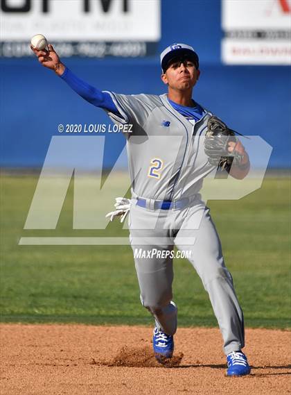 Thumbnail 1 in Charter Oak @ San Dimas photogallery.