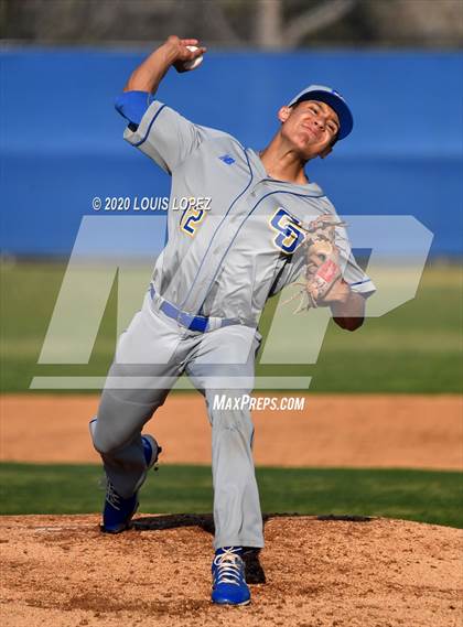 Thumbnail 3 in Charter Oak @ San Dimas photogallery.