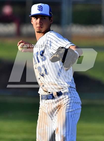Thumbnail 1 in Charter Oak @ San Dimas photogallery.