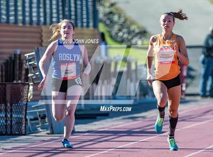 Thumbnail 3 in 2018 Loucks Games (Women's 200 Meter Dash) photogallery.