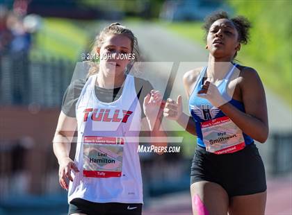 Thumbnail 3 in 2018 Loucks Games (Women's 200 Meter Dash) photogallery.