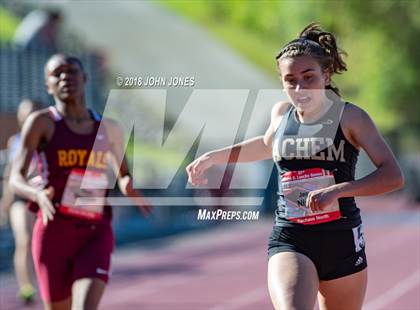 Thumbnail 2 in 2018 Loucks Games (Women's 200 Meter Dash) photogallery.
