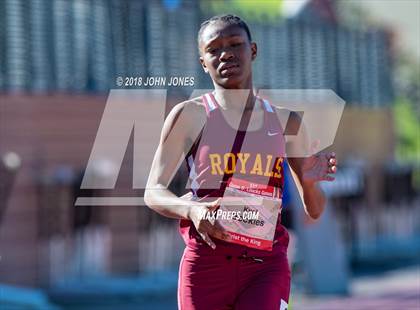 Thumbnail 3 in 2018 Loucks Games (Women's 200 Meter Dash) photogallery.
