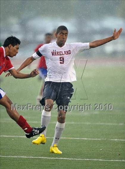 Thumbnail 1 in Wakeland vs Pearce (Class 4A, Region II semifinal) photogallery.