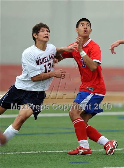 Thumbnail 2 in Wakeland vs Pearce (Class 4A, Region II semifinal) photogallery.