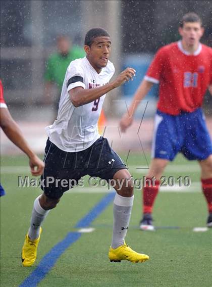 Thumbnail 3 in Wakeland vs Pearce (Class 4A, Region II semifinal) photogallery.