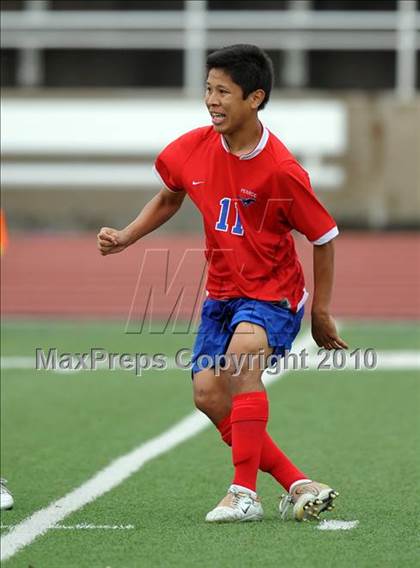 Thumbnail 3 in Wakeland vs Pearce (Class 4A, Region II semifinal) photogallery.