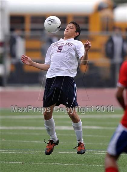Thumbnail 1 in Wakeland vs Pearce (Class 4A, Region II semifinal) photogallery.