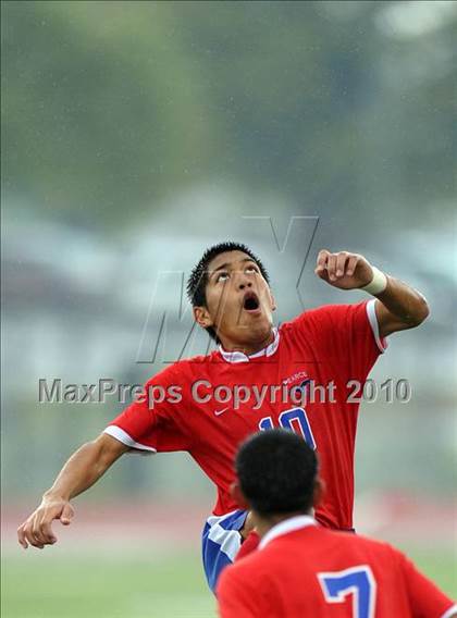 Thumbnail 3 in Wakeland vs Pearce (Class 4A, Region II semifinal) photogallery.