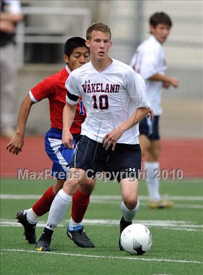 Thumbnail 3 in Wakeland vs Pearce (Class 4A, Region II semifinal) photogallery.