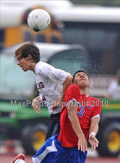 Thumbnail 3 in Wakeland vs Pearce (Class 4A, Region II semifinal) photogallery.
