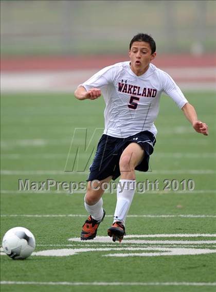 Thumbnail 1 in Wakeland vs Pearce (Class 4A, Region II semifinal) photogallery.