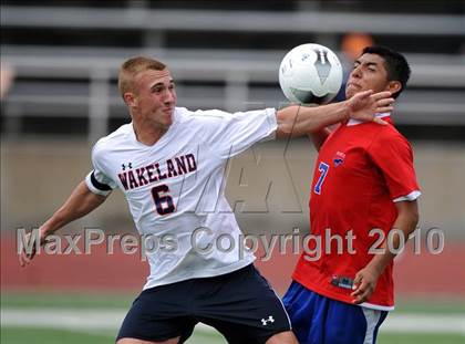 Thumbnail 3 in Wakeland vs Pearce (Class 4A, Region II semifinal) photogallery.